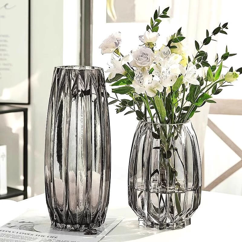black flower vase