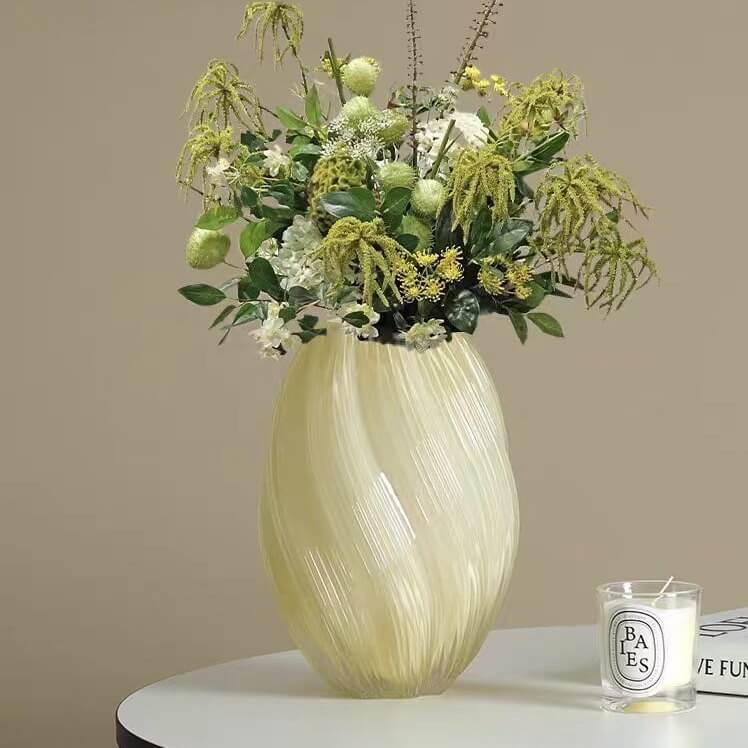 glass flower vase