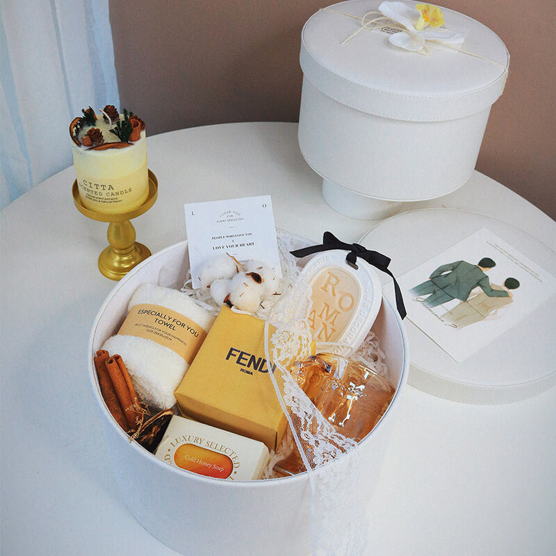 flowers in round box