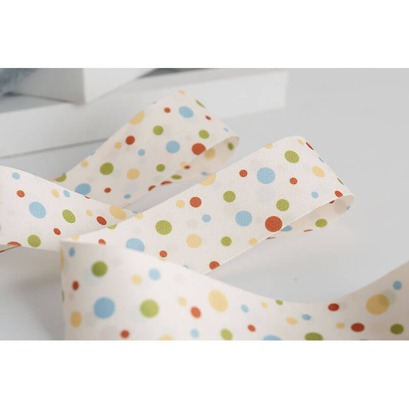 gift ribbon wrapping