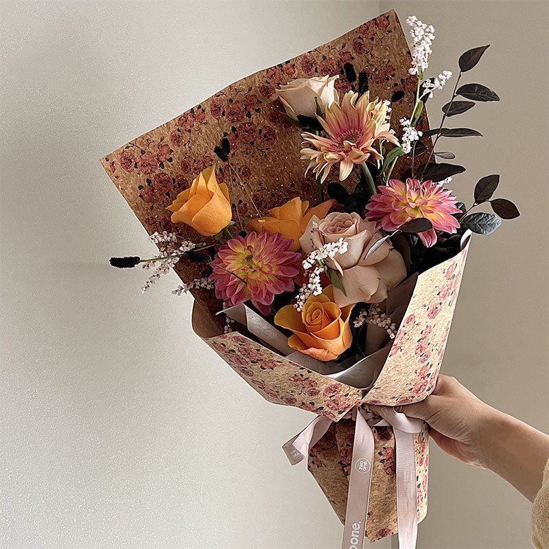 rose gift wrapping paper