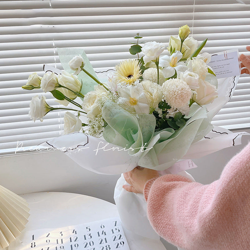 Small Handkerchief Waterproof Flower Paper, 22.5 × 22.5 Inch, 20 Sheets