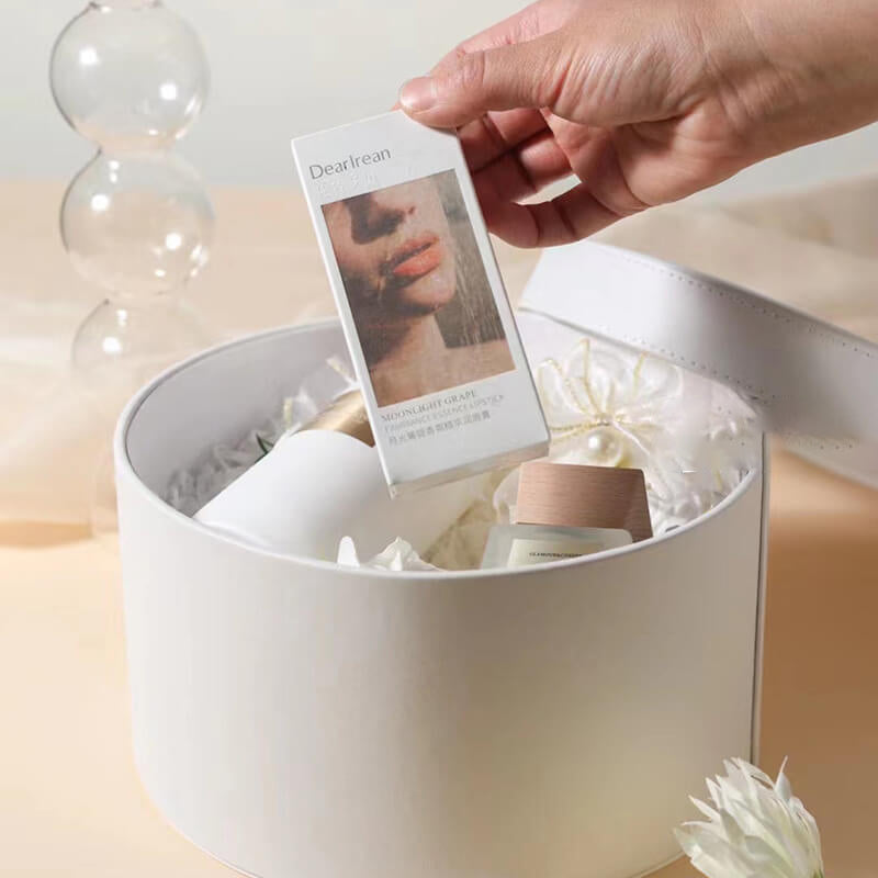 white round box