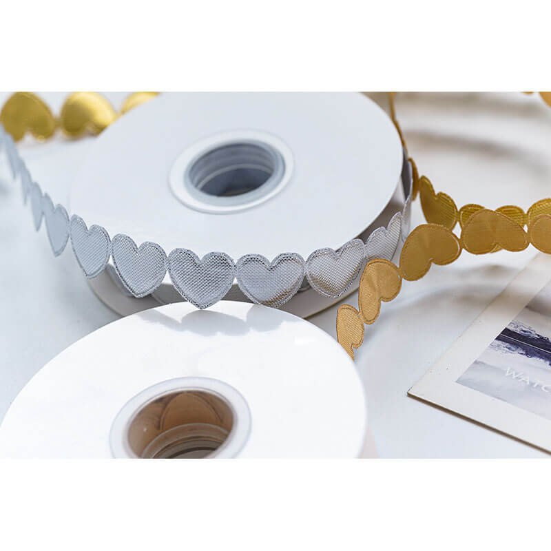 gift wrap ribbon