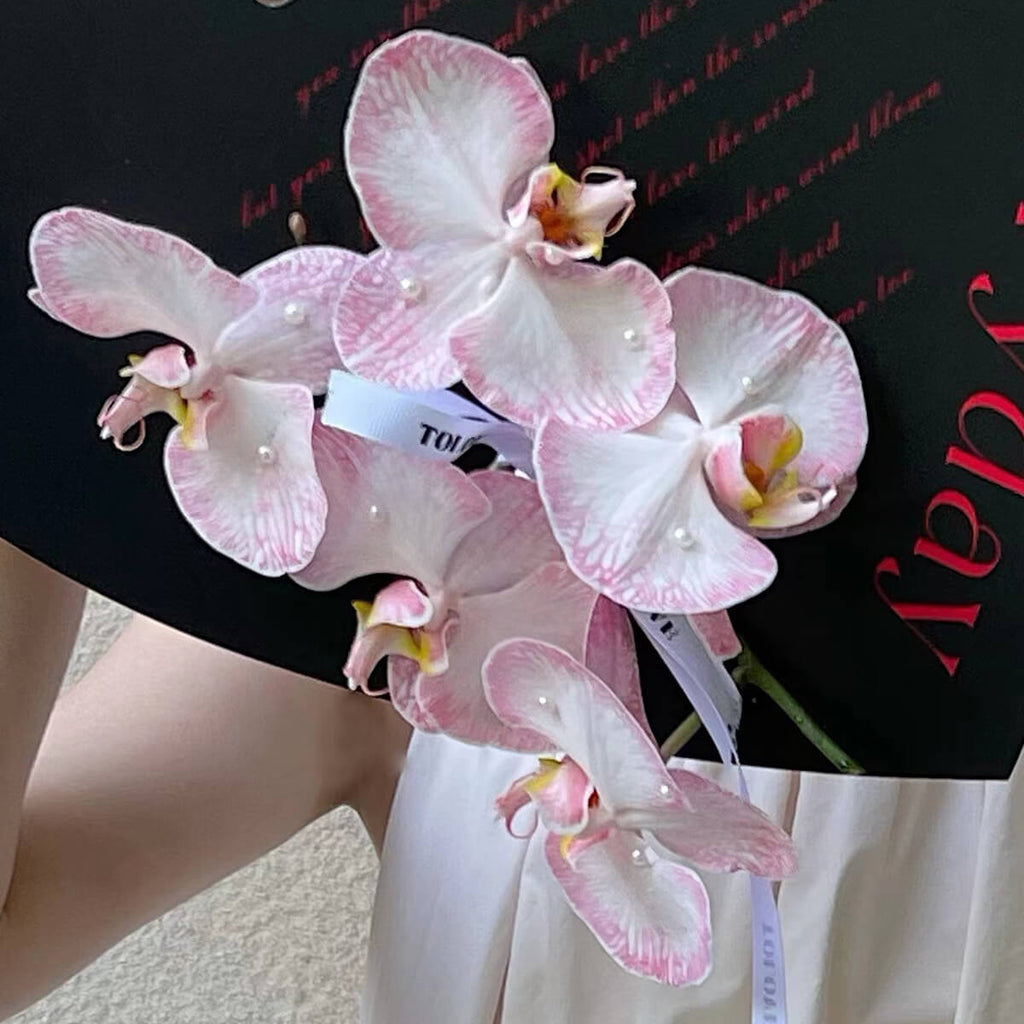 bridal bouquet pearls