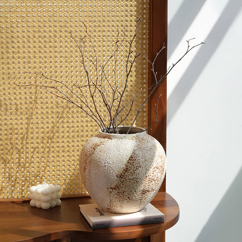 ceramic vase decoration