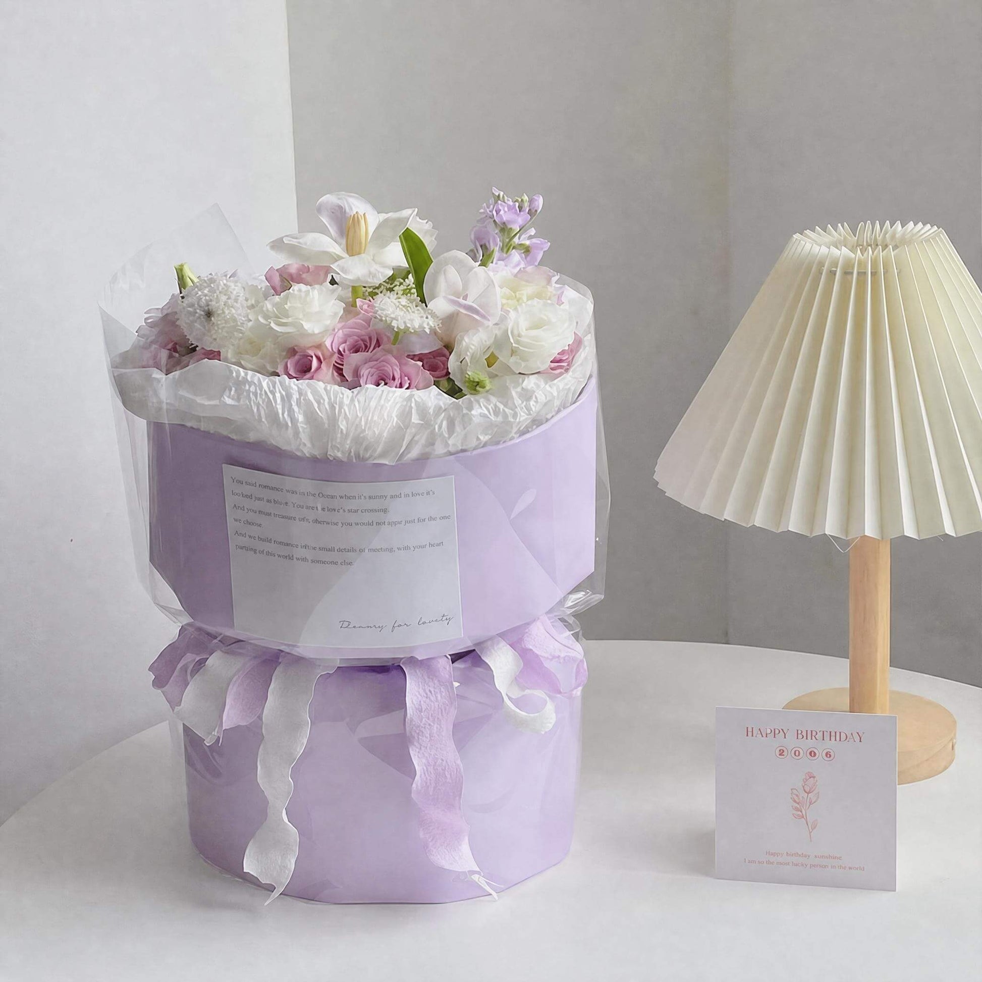 rose bouquet wrapping paper