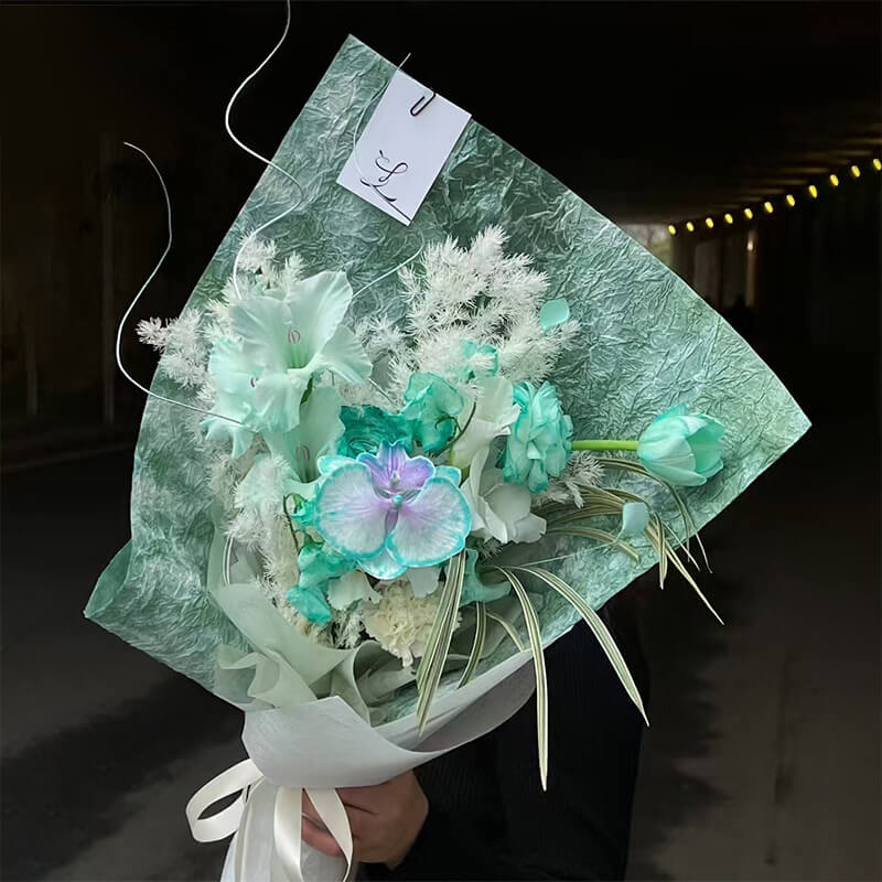 paper for wrapping flowers