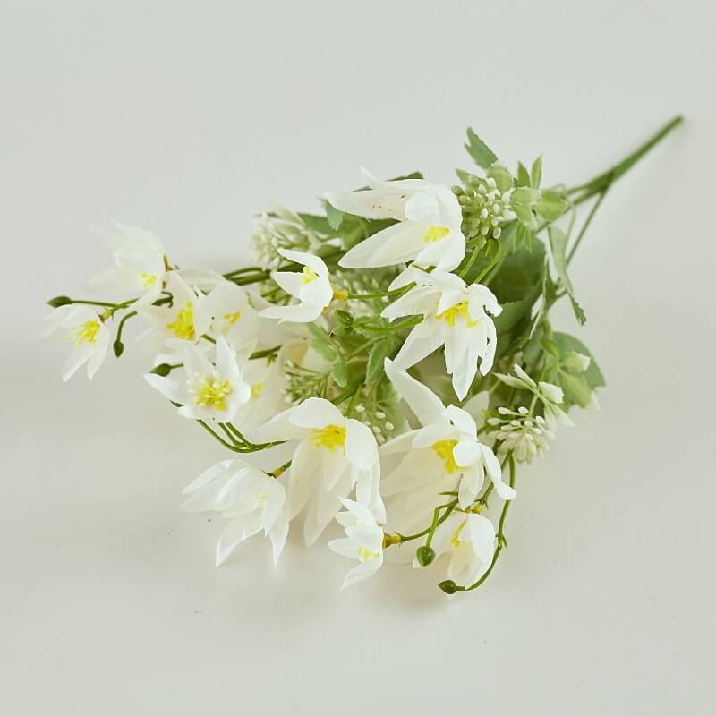 where can you buy silk flowers