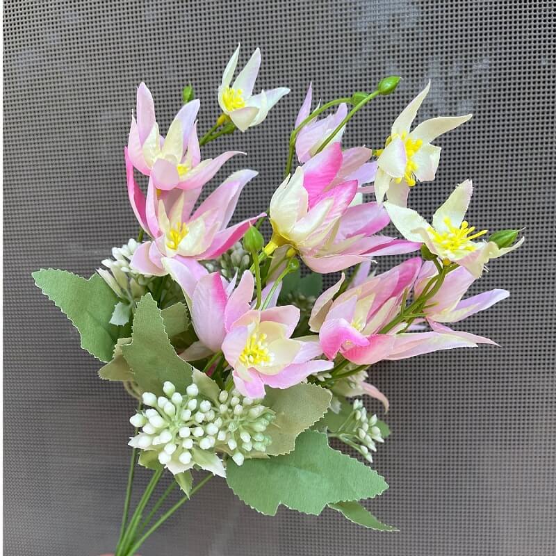 silk flower bouquet