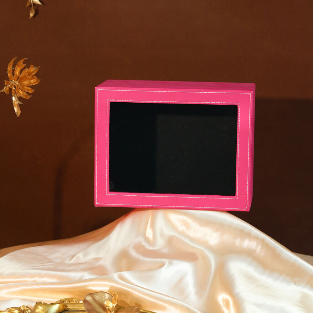 square box with lid