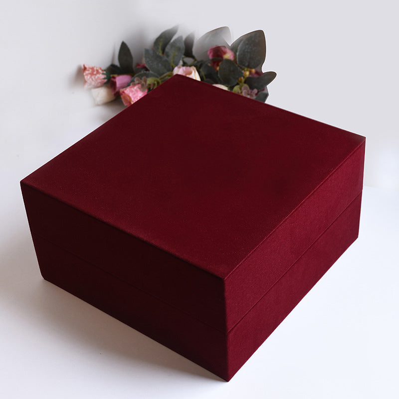 m o m flower box