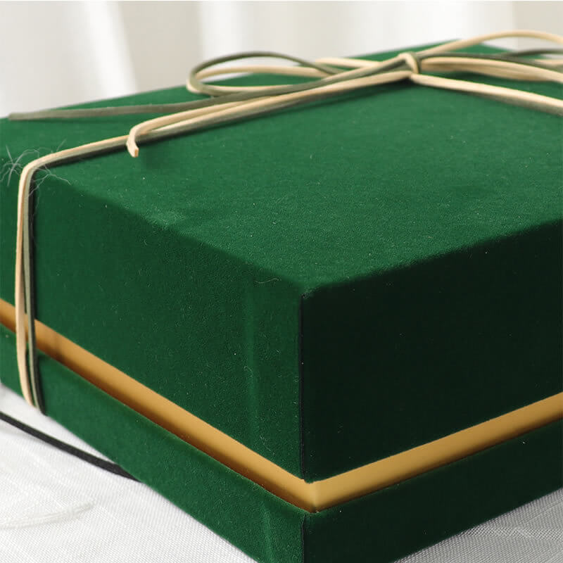 mom box for flowers