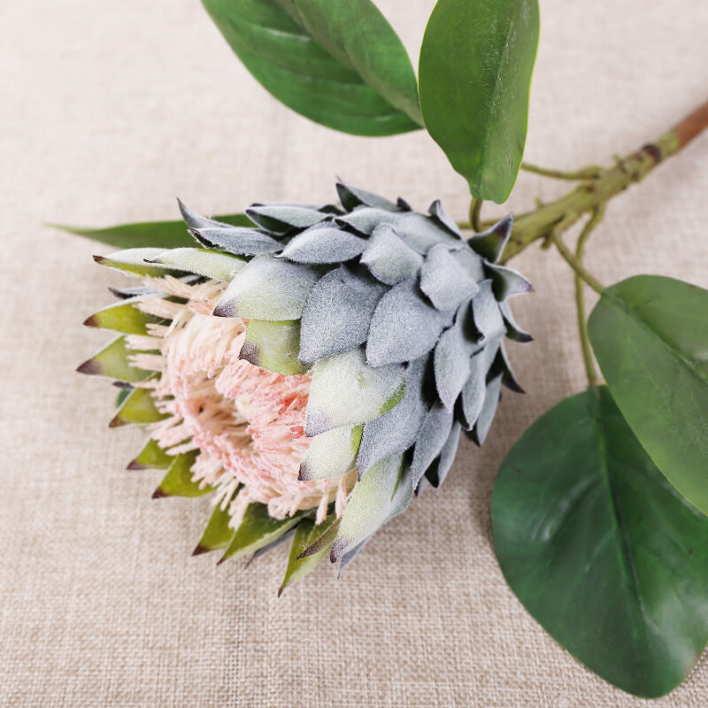 fake flowers that look real