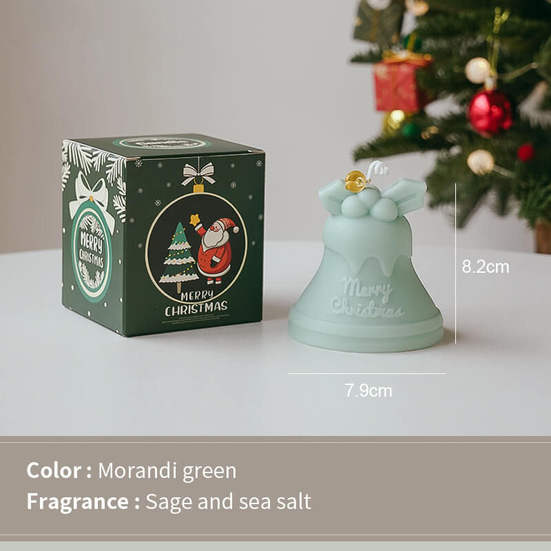 Velas con campanillas navideñas