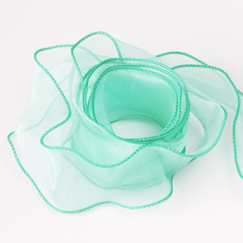 making flowers out of ribbon