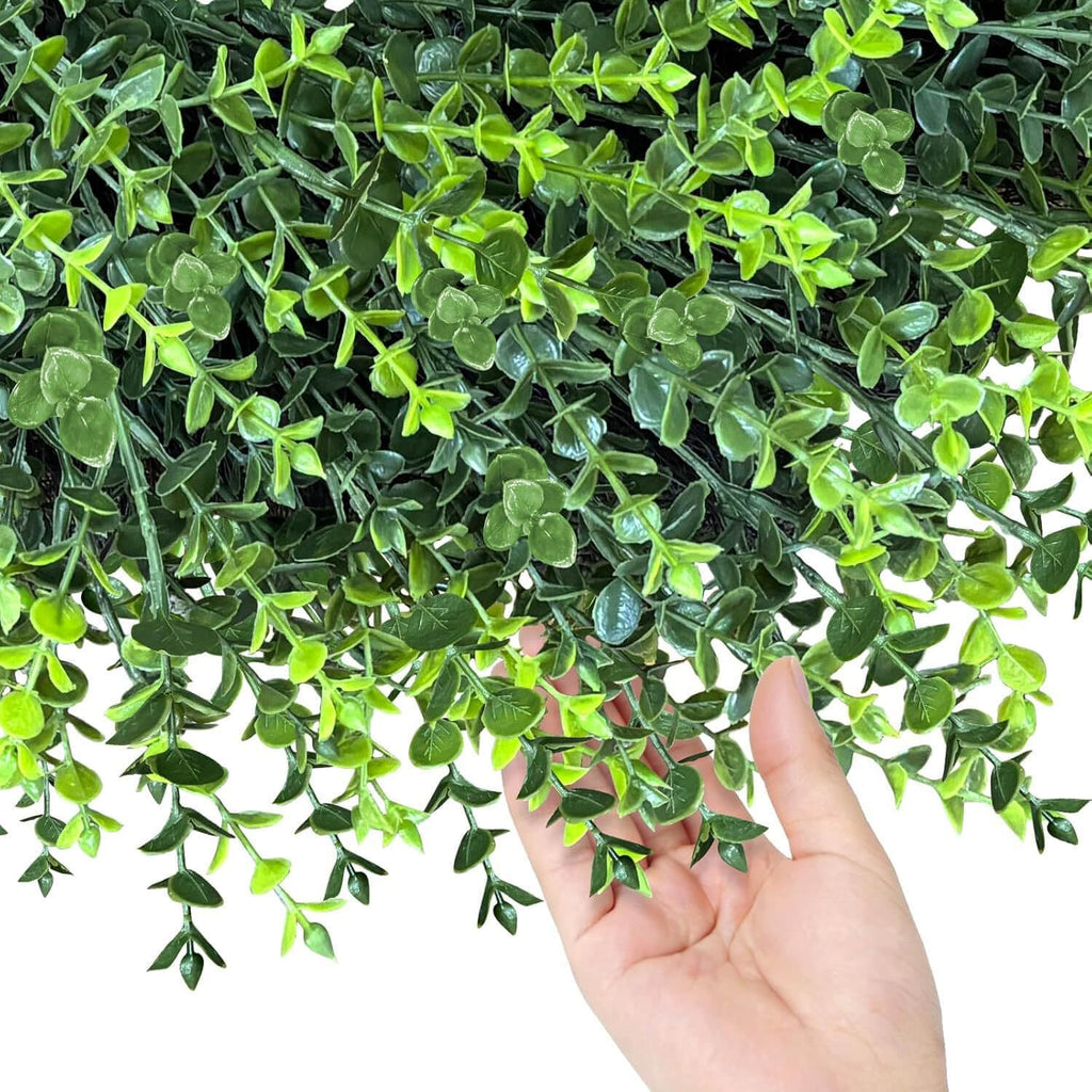 Artificial Boxwood Spring Wreath- 27.5’’