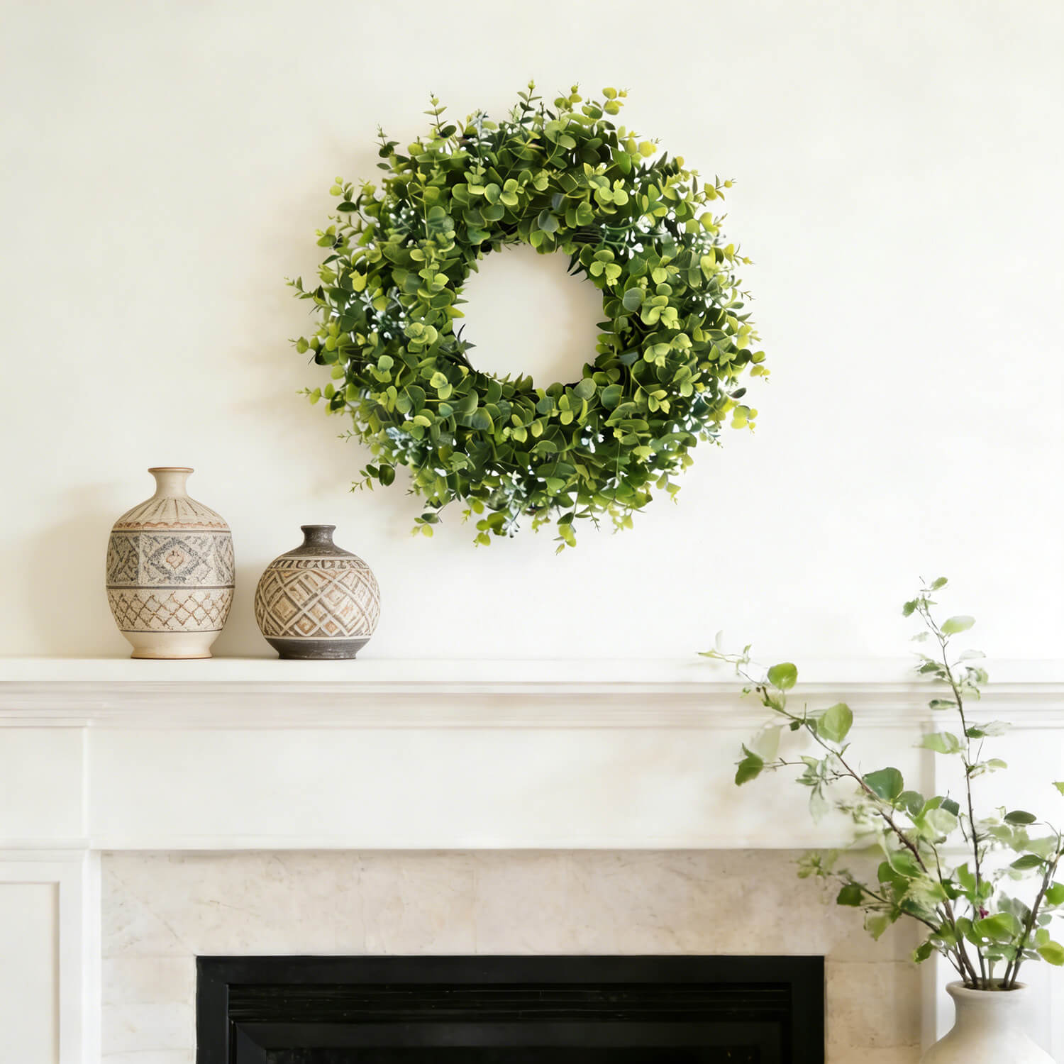 Green Eucalyptus Wreath - 24’’