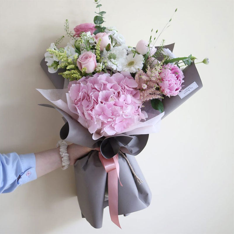 rose wrapping paper