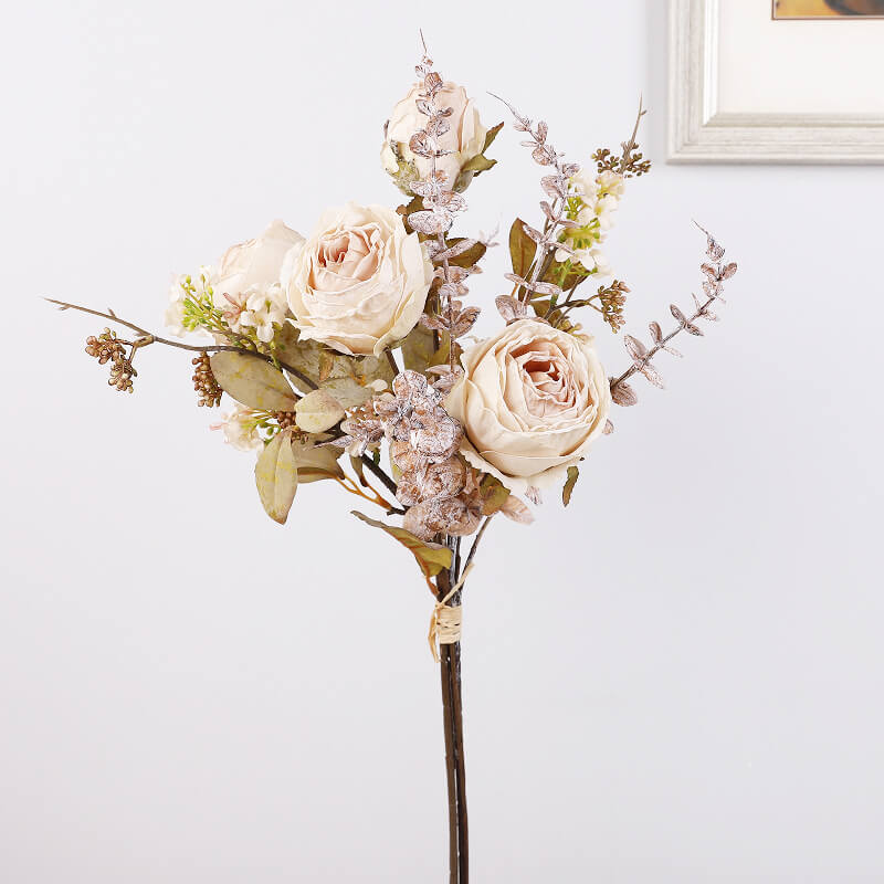 fake roses bouquet