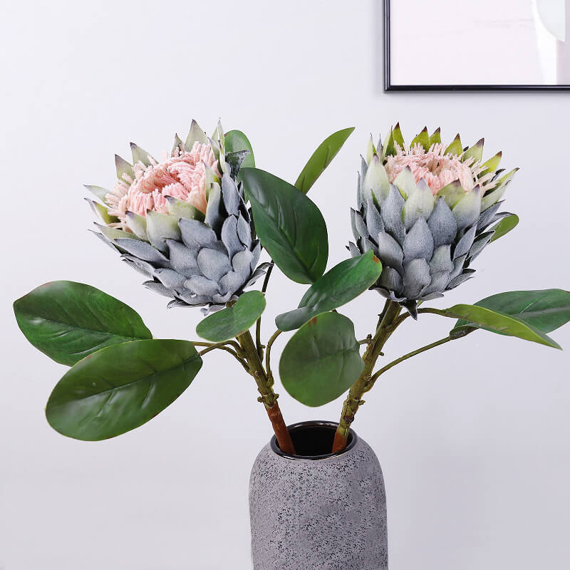 fake flowers