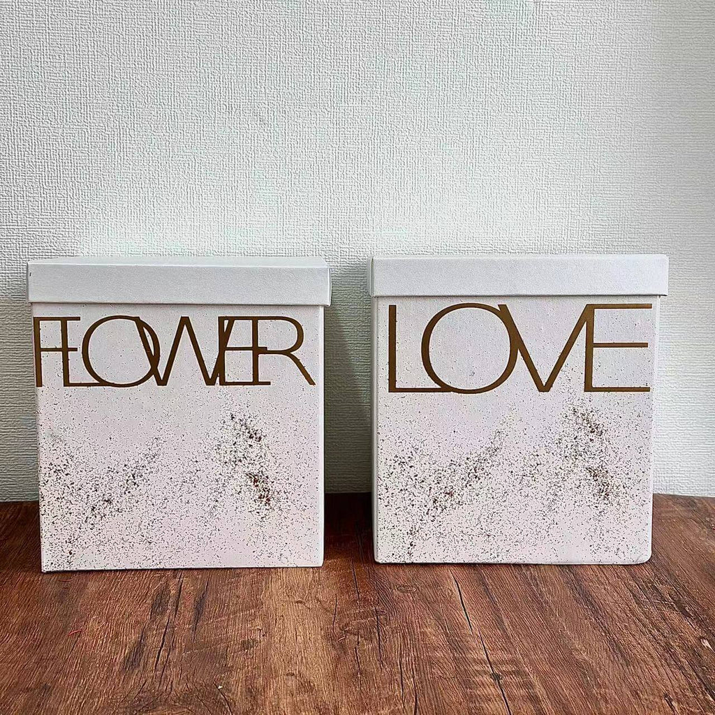 square boxes with lids