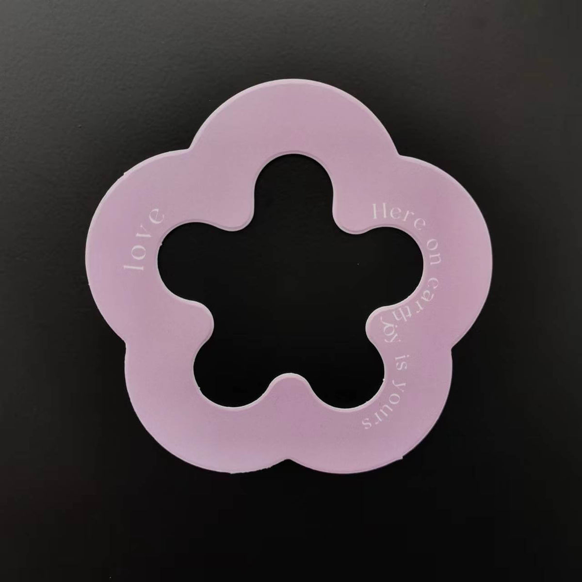 Multiple Shapes Postcard Hangtag