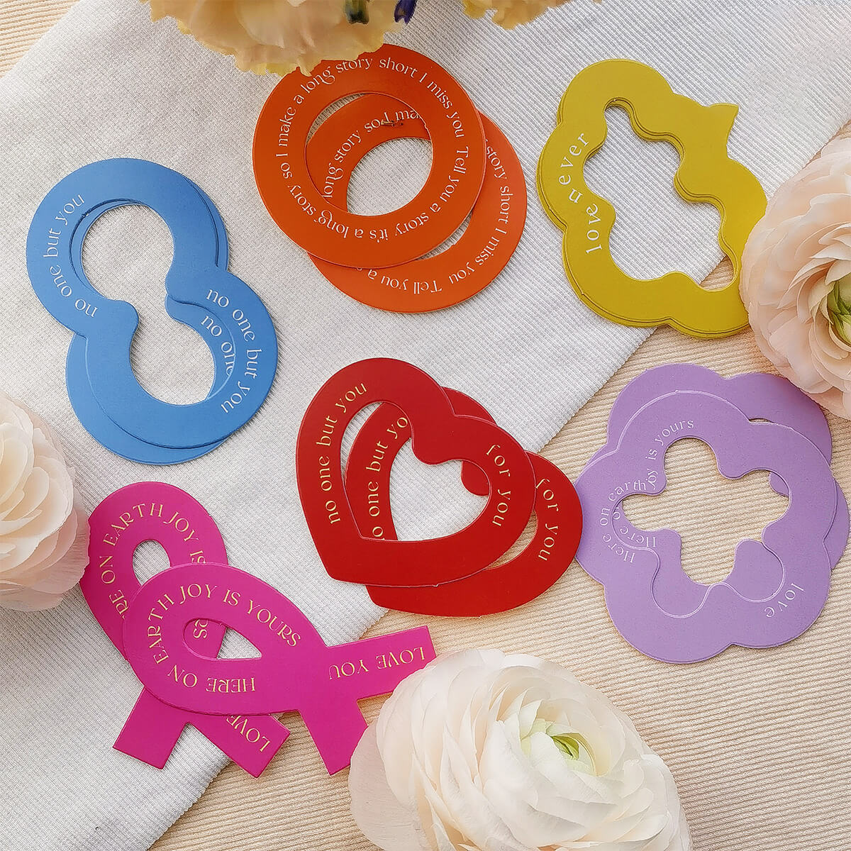 Multiple Shapes Postcard Hangtag