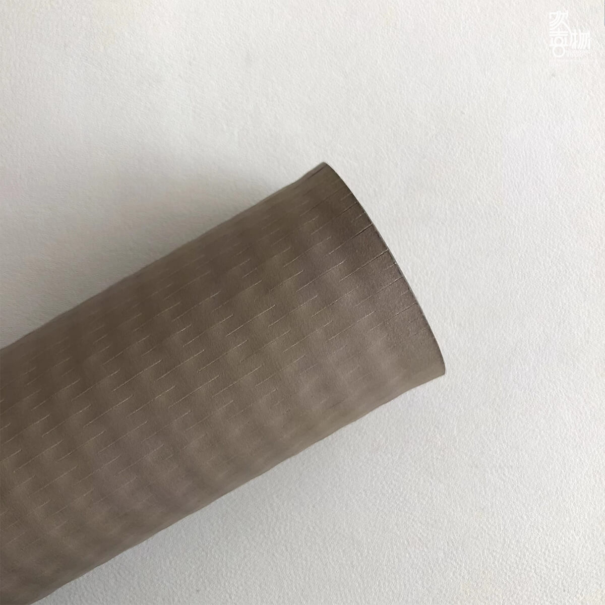 Mesh Wrapping Paper, 19.7 × 9 Yards