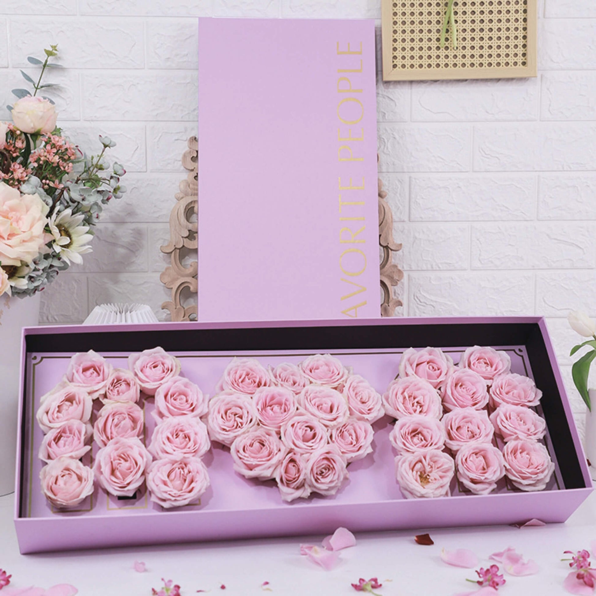 mom flower box arrangement