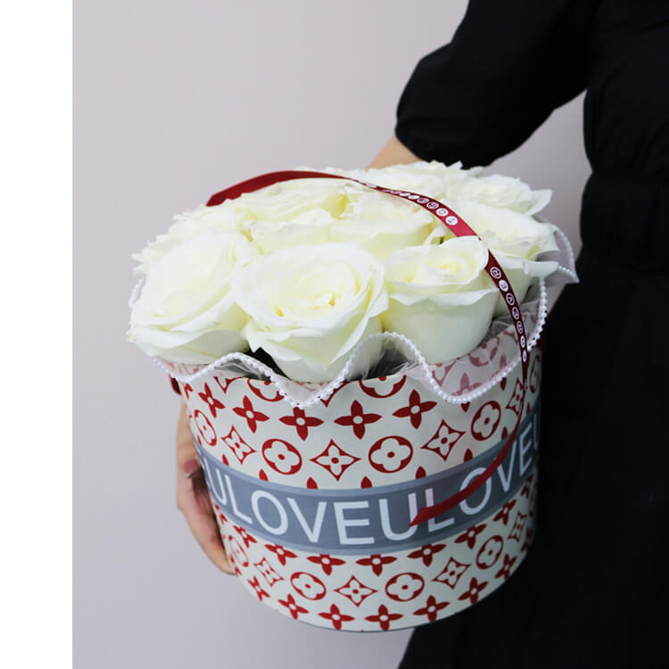 bouquet of flowers box