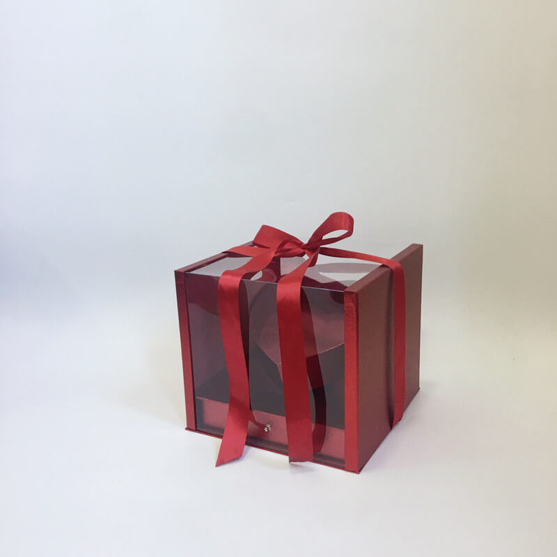heart shaped gift boxes