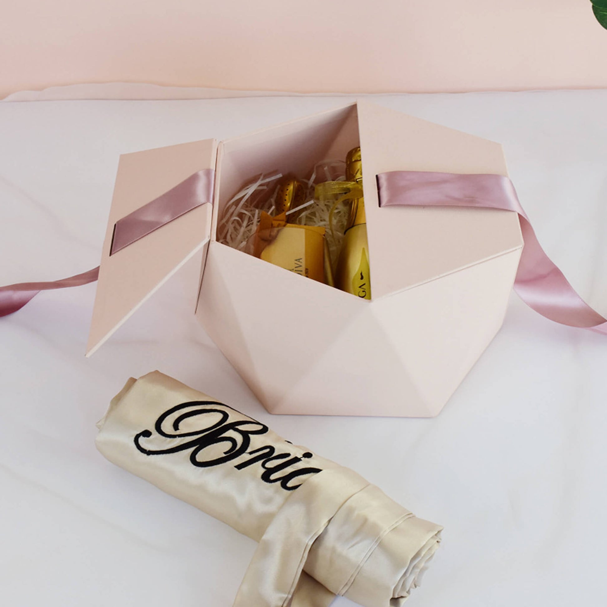 pink hexagon boxes