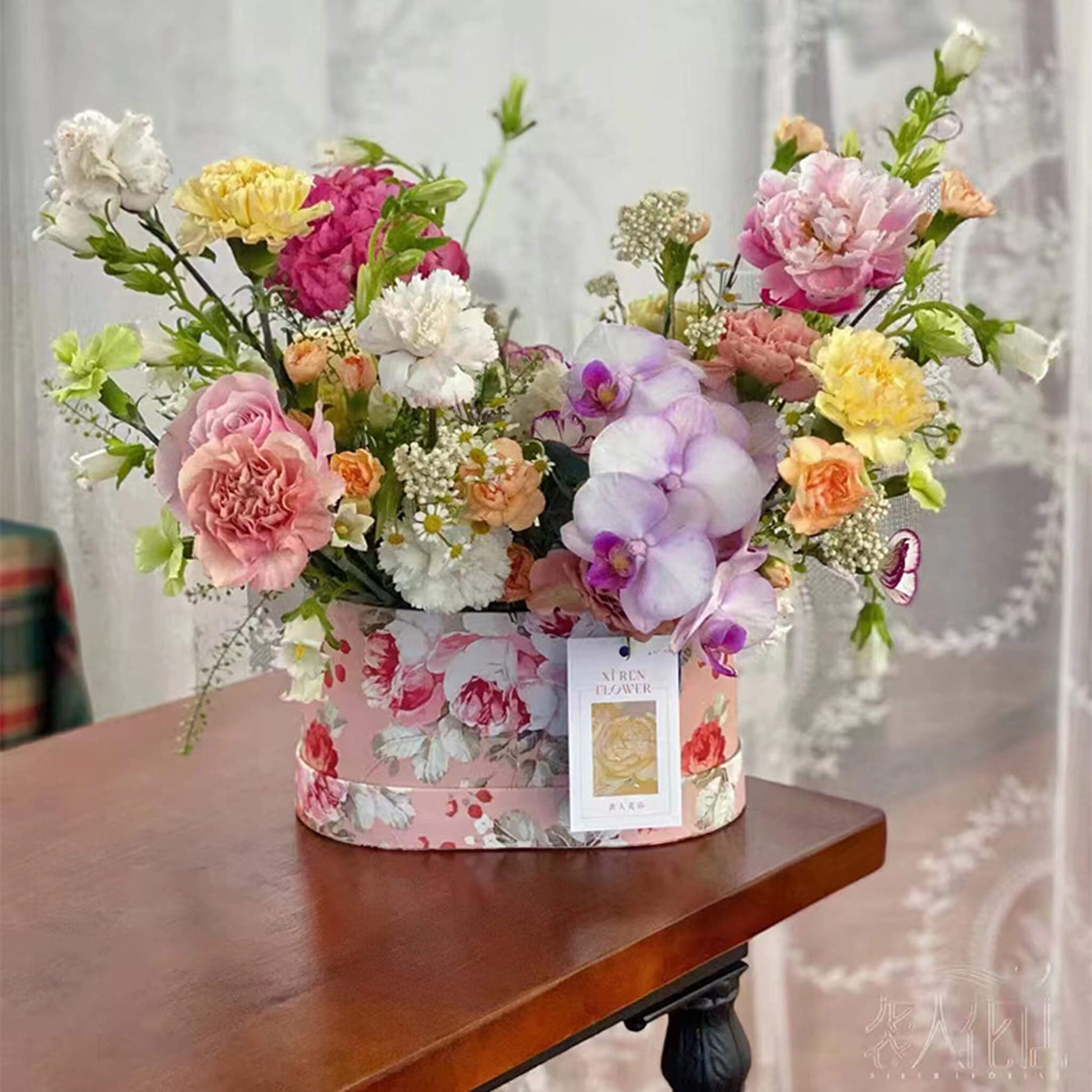 flower on gift box