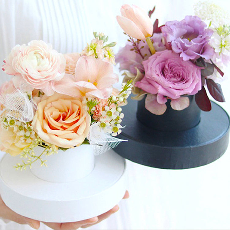 round bouquet box